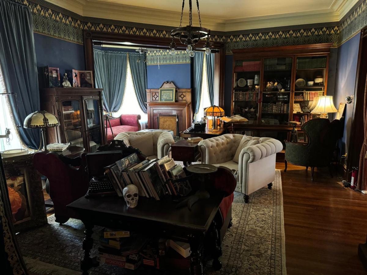 A White Rose Bed & Breakfast — photo 10