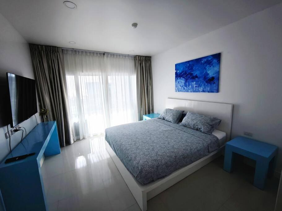 Karon Beach Large 2 bedrooms & living room Seaview apartment - 2