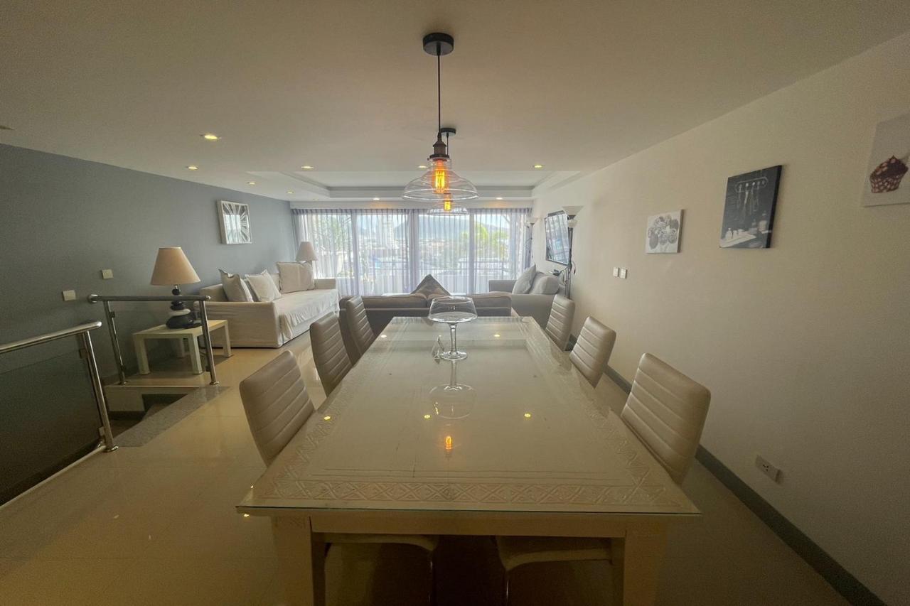 Swiss Villas Panoramic - Hillside Beach View - 5