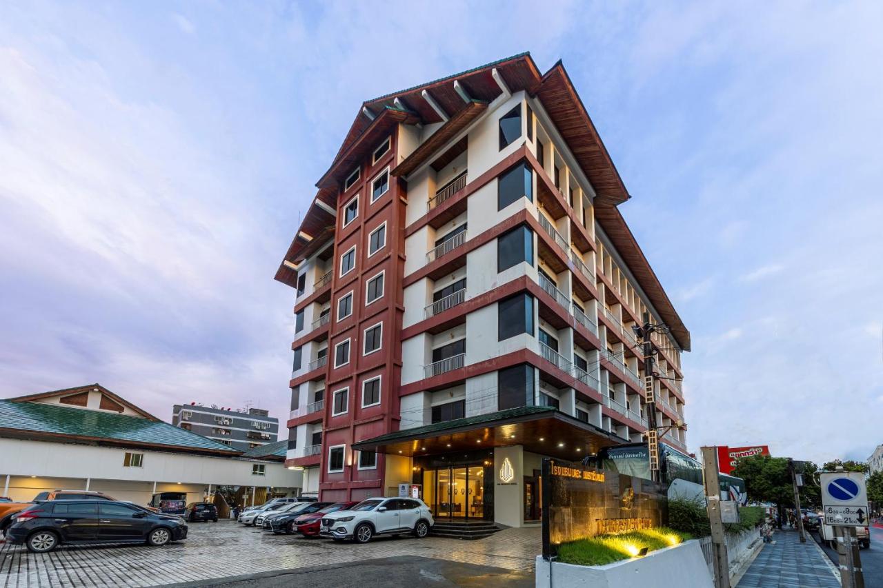 The President Hotel at Chokchai 4 - 2