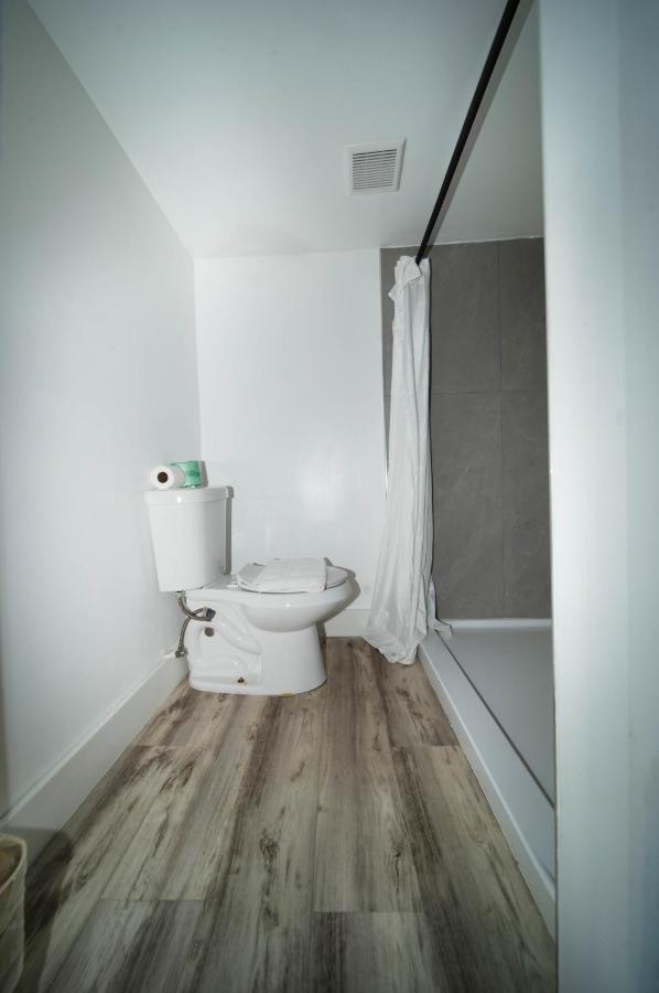 Motel — photo 12