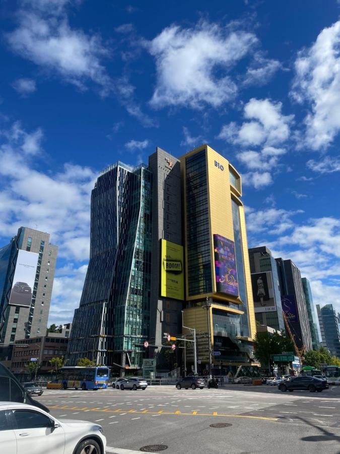 #Open Deal #ZIGU Stay #Line 3 & Shinbundang area Near Garosugil Apgujeong Cheongdam Gangnam Itaewon #Airport bus nearby - 5