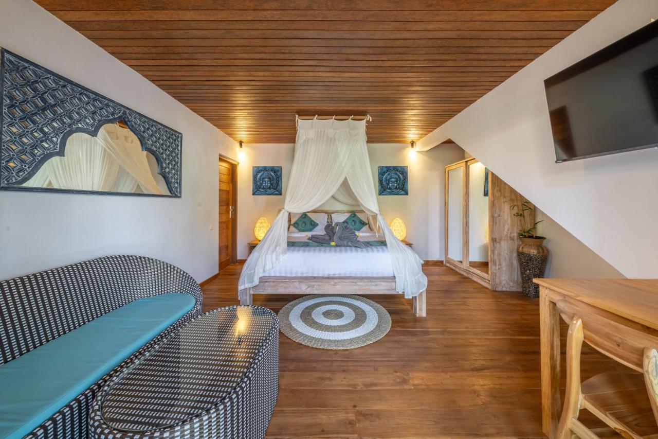 The Secret Jungle Villas Seminyak - 2