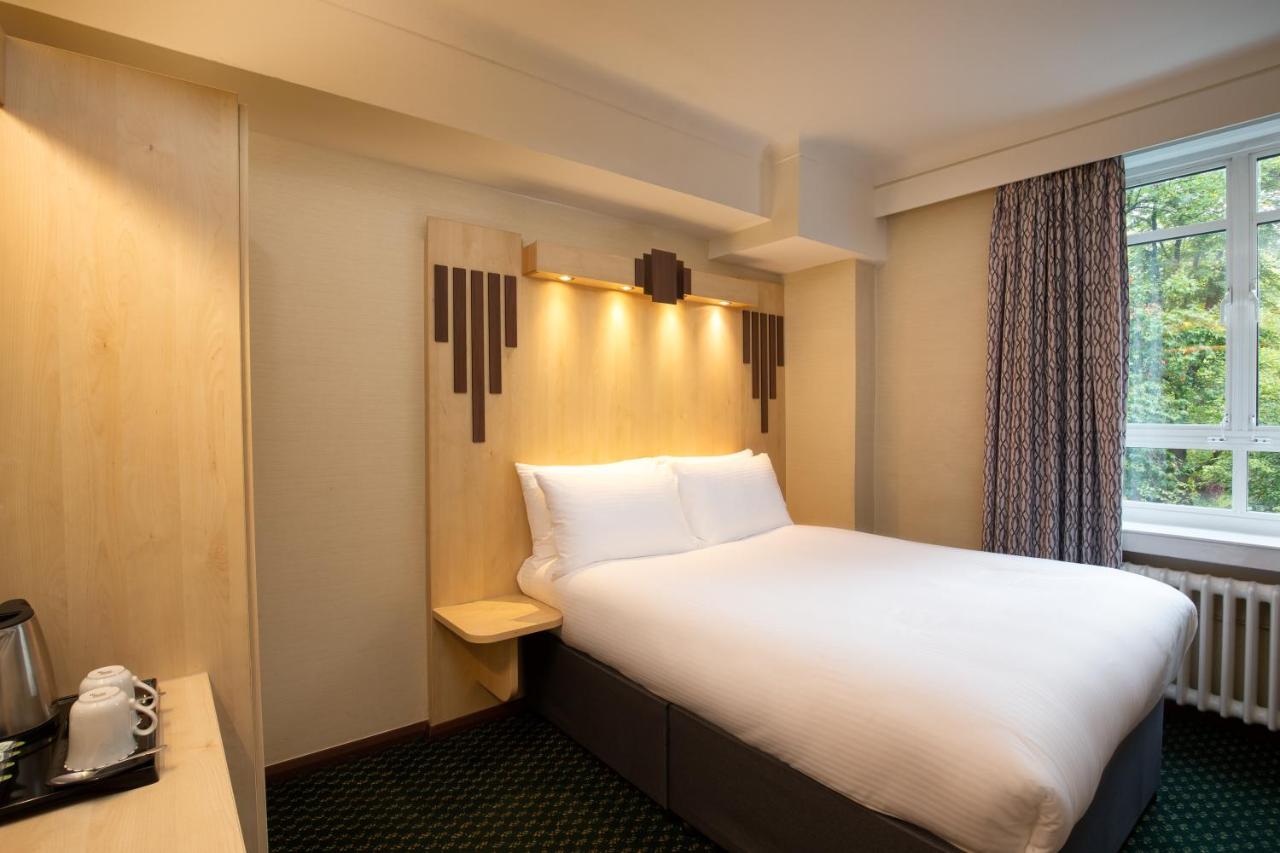 Standart Çift Kişilik Oda - Park Manzaralı