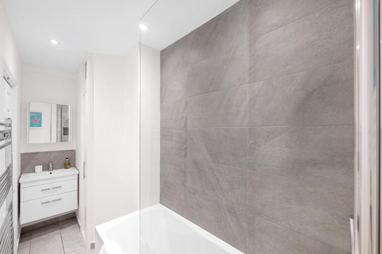 1 Bed Flat in South Kensington - 3