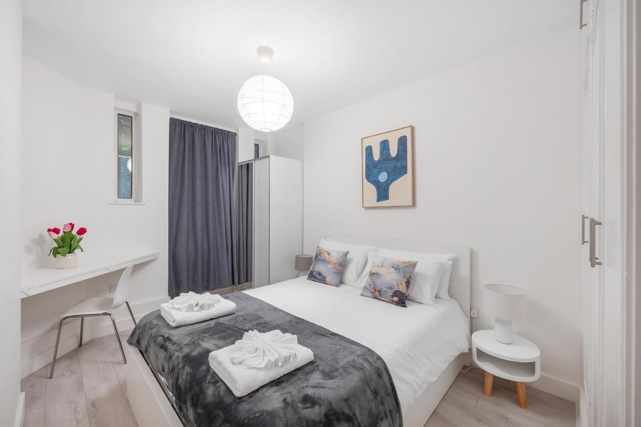 1 Bed Flat in South Kensington - 2