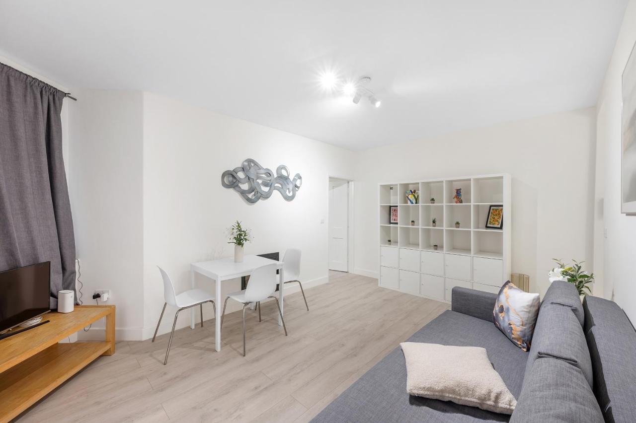 1 Bed Flat in South Kensington - 5