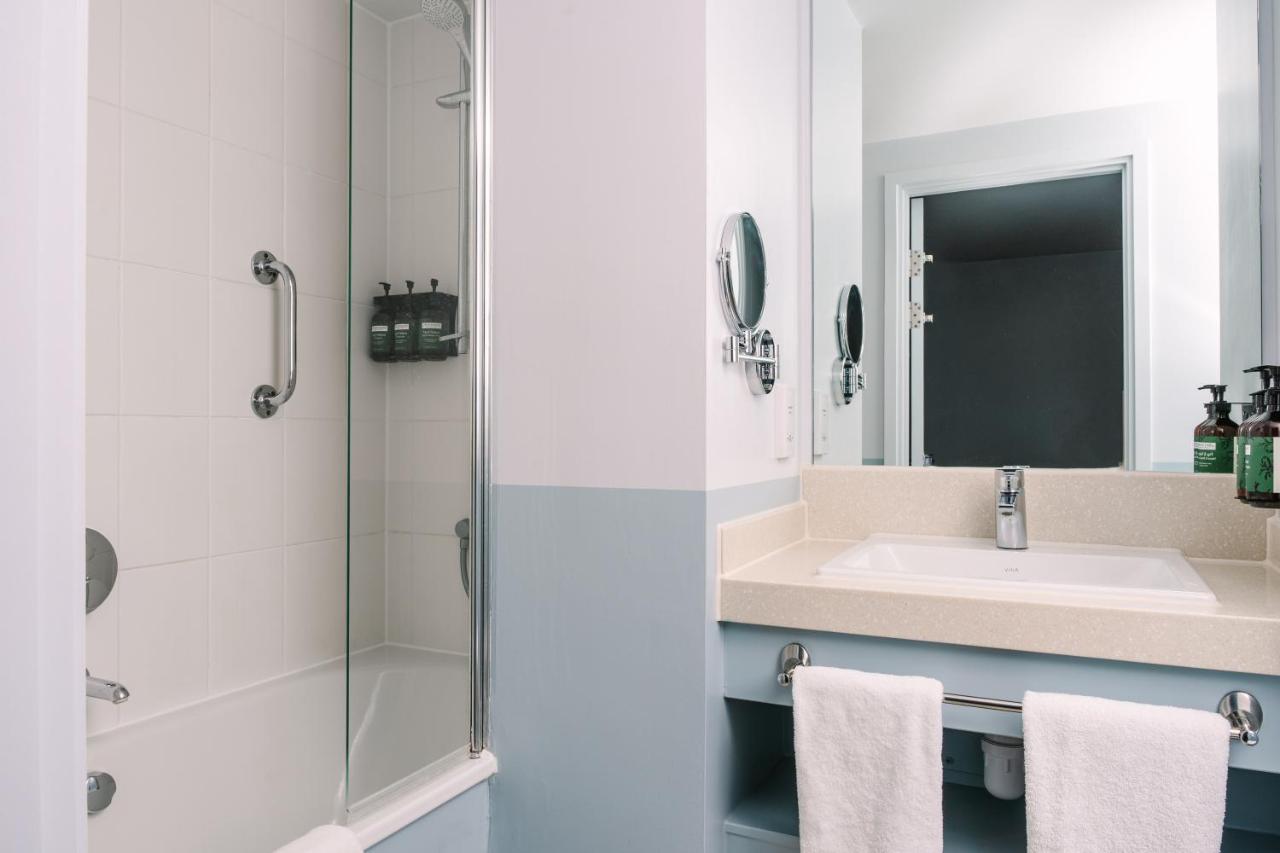 Standard Double Room with Two Double Beds