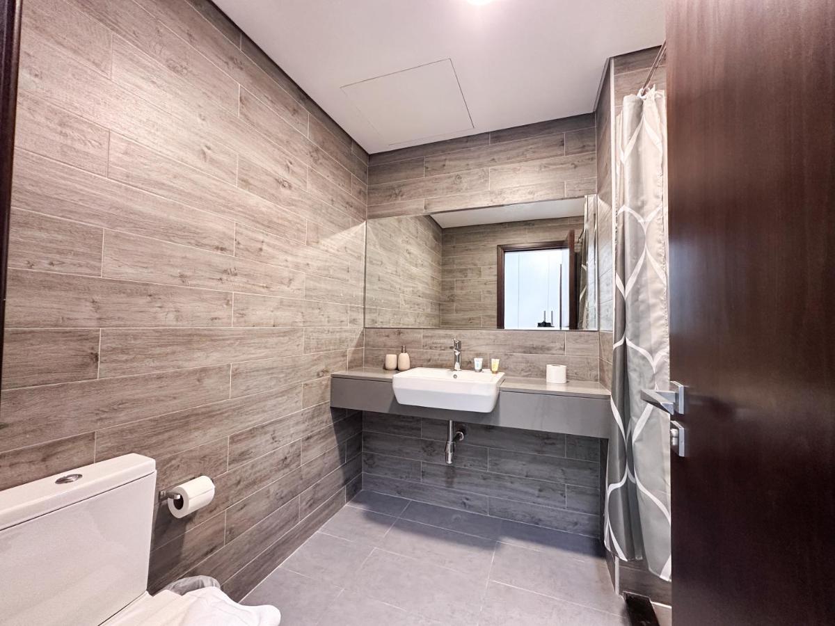 Luxurious 2BR in Vezul Residence, Business Bay - 13AB01 - 3