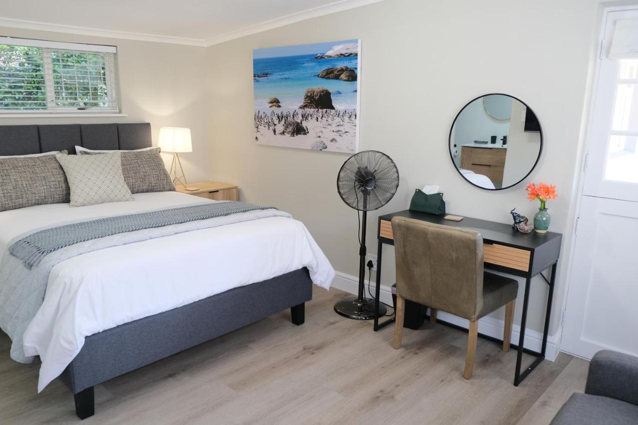 High Hedges Guest Suites Constantia - 2