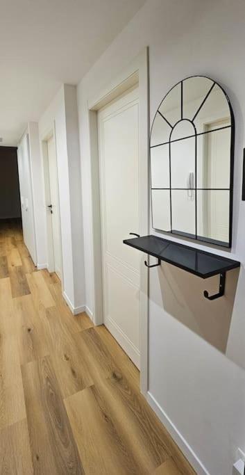 Nuovo appartamento Bianco appena ristrutturato - 5