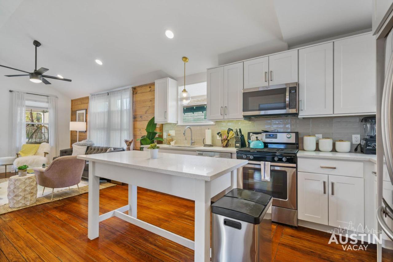 Pet Friendly East Cesar Chavez Home Near Downtown - 4