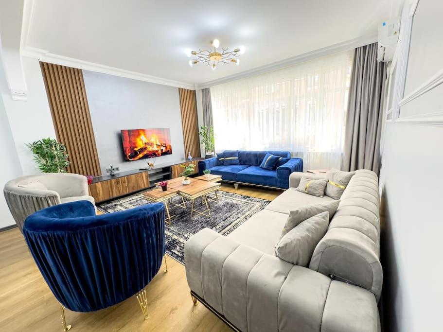 Holiday 5 4 Sisli 3 - 5