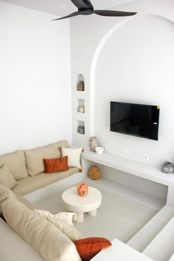 Villa Araw - Outstanding 2BR Villa - Prime Location in Canggu - 4