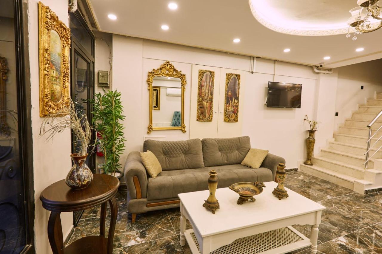 Laluna Hotel Near Grand Bazaar City Center - 5