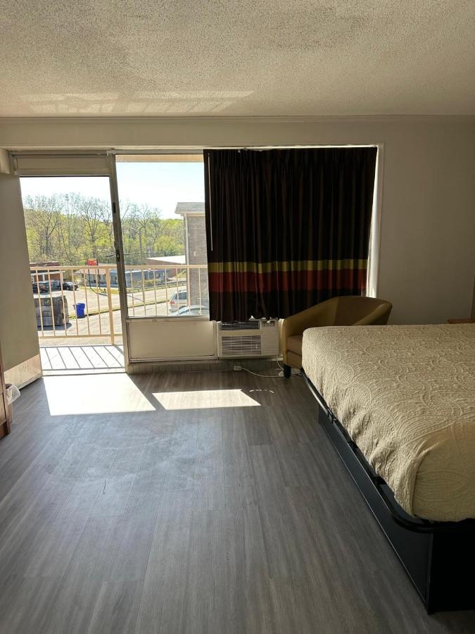 Budget Inn — photo 2