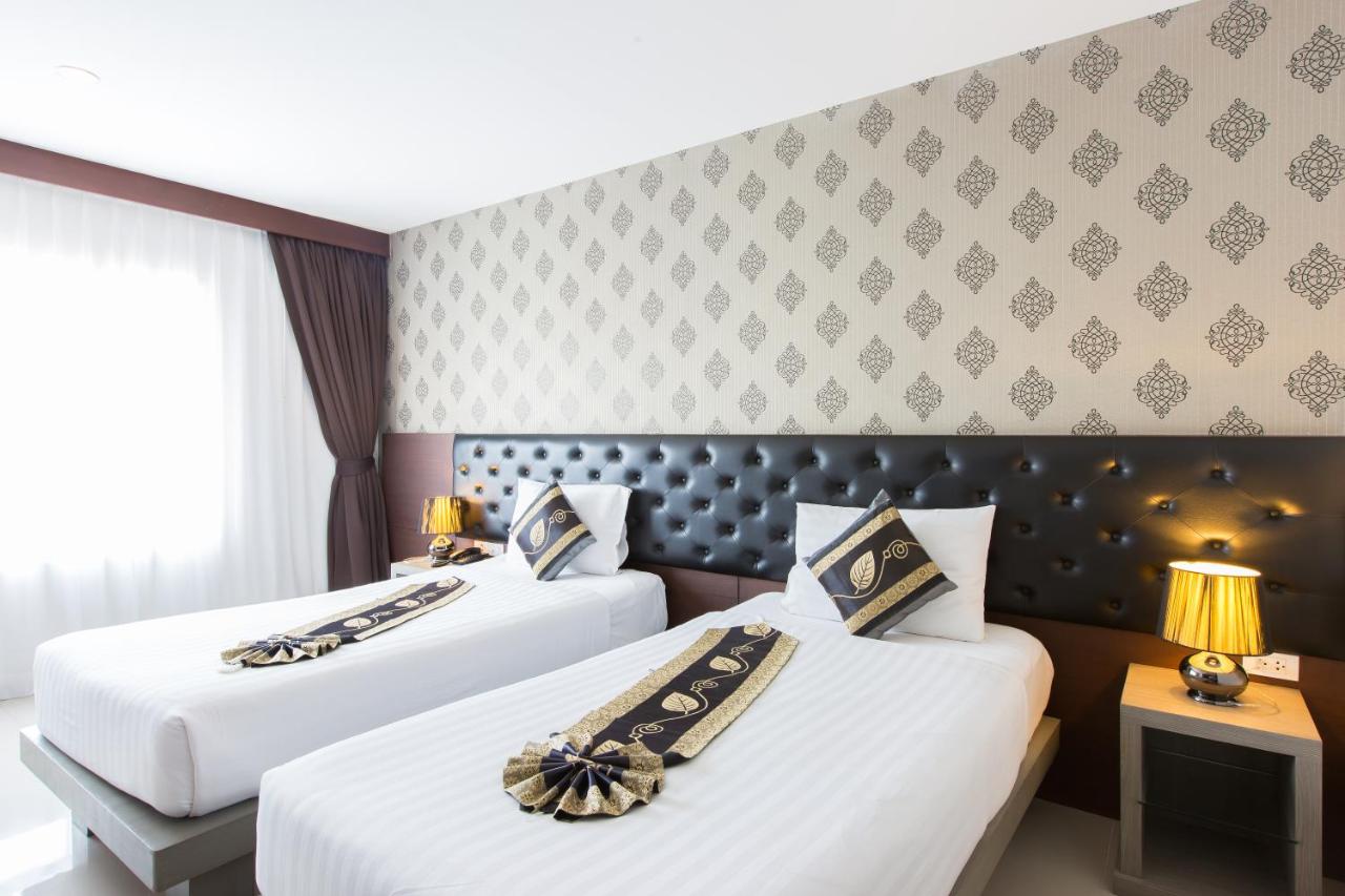 Hemingways Silk Hotel - 2