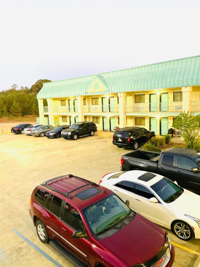 Western Inn Express Hazlehurst — photo 5