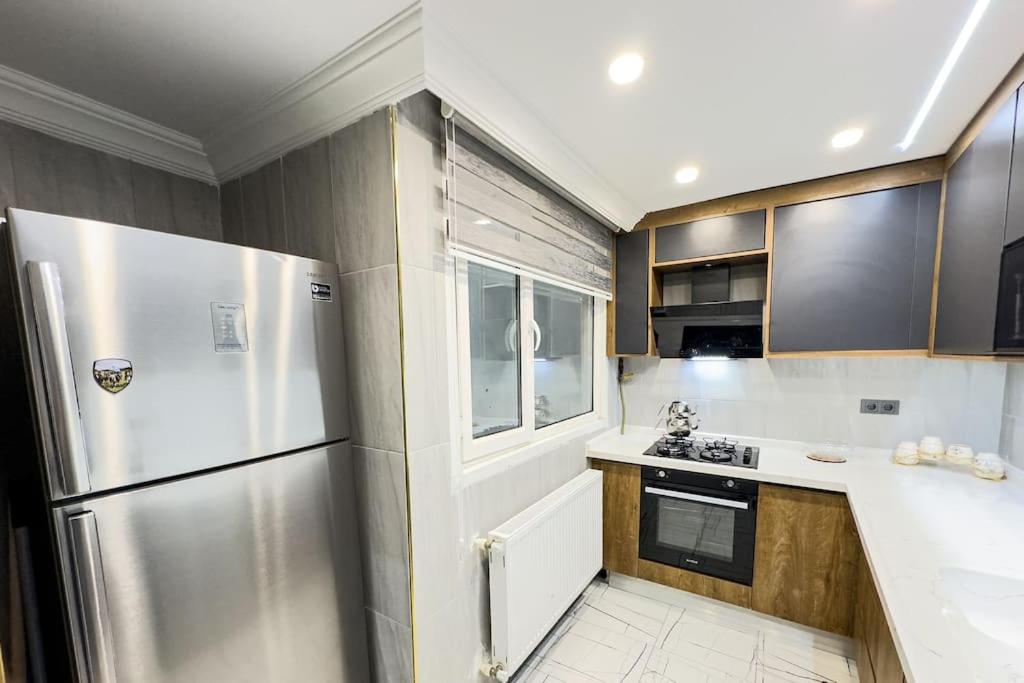 Sisli apartment 6 4 4 - 4