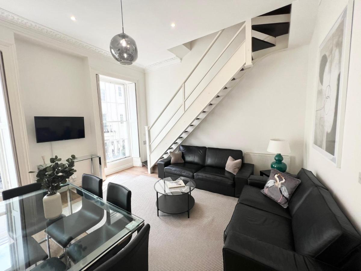 Large 3 Bed 3 Bath Apartment- Central London - 5