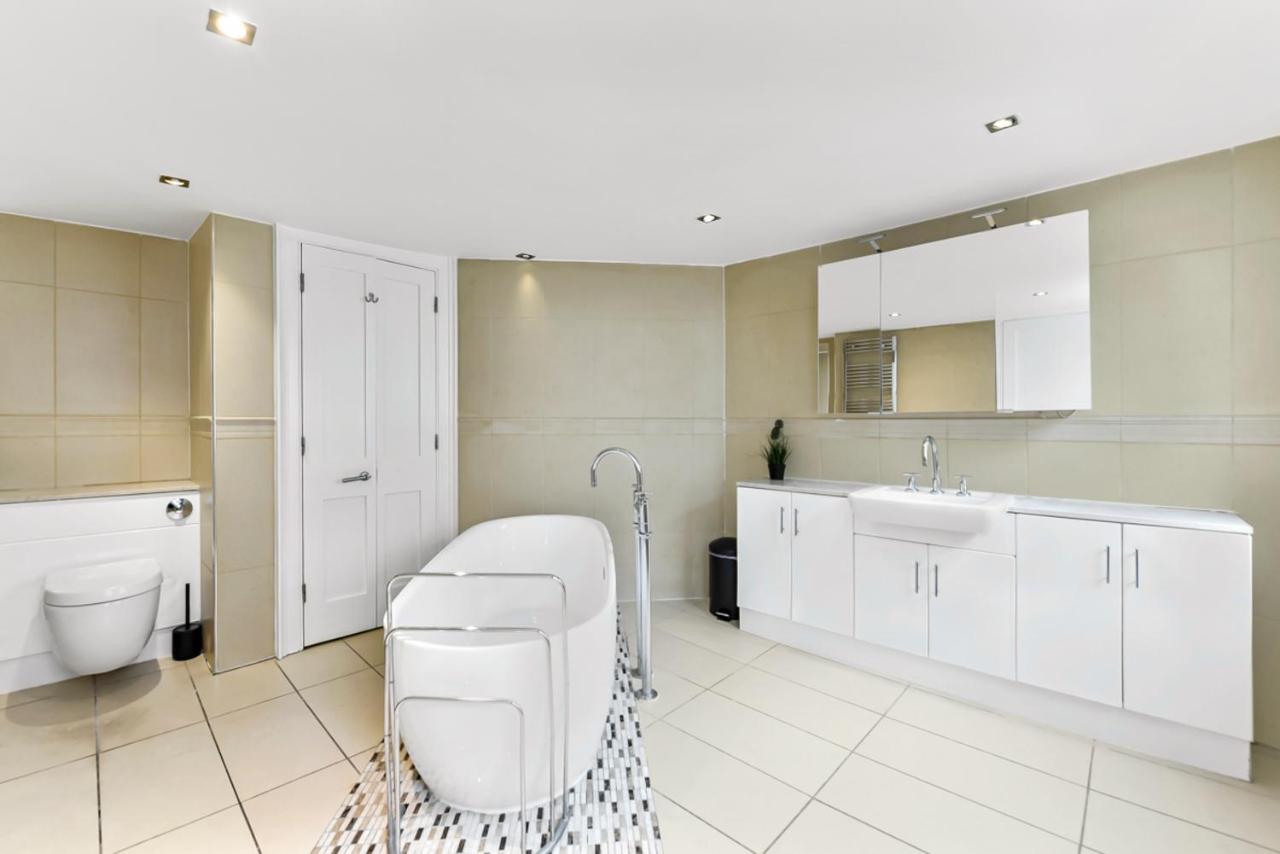 2 Bed House- Piccadilly - 3