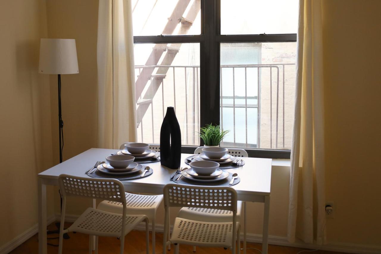 Family Friendly 4BR 2BA in Prime NYC Location - 4