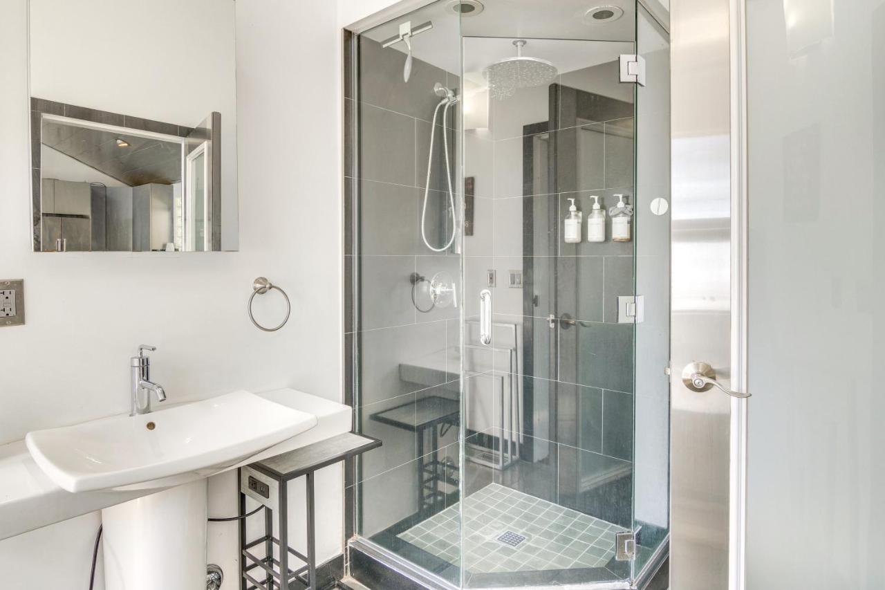 3 Mi to Beach Home with Pool and Spa in Malibu! - 3