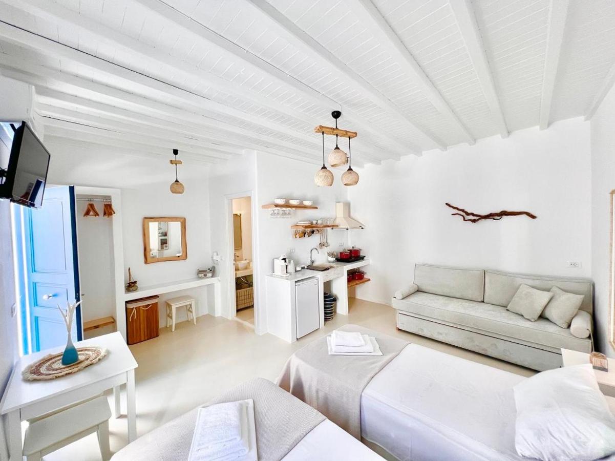 Alkisti Suite next to the Windmills of Mykonos - 4