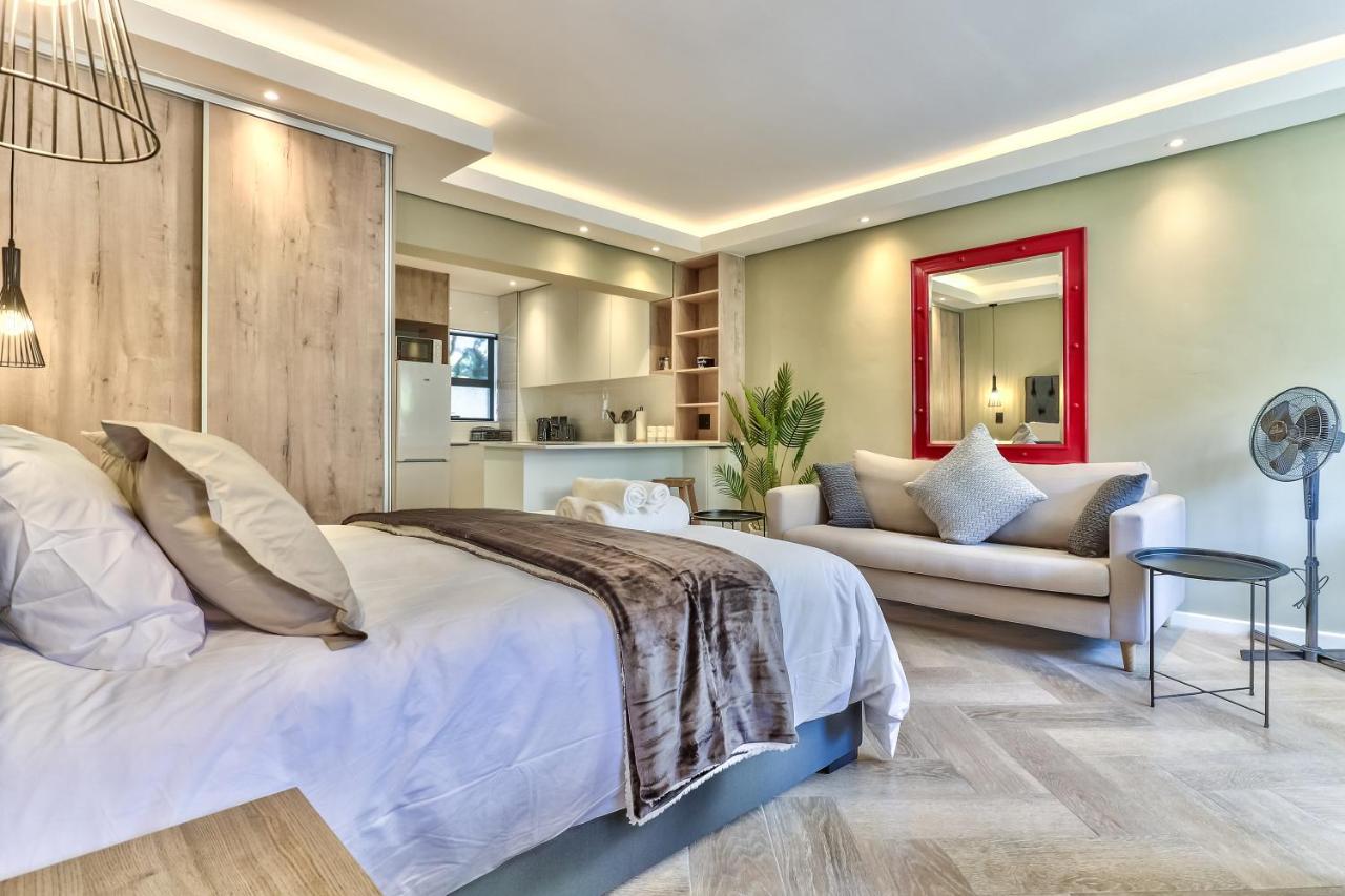 Gorgeous Studio in Sea Point
