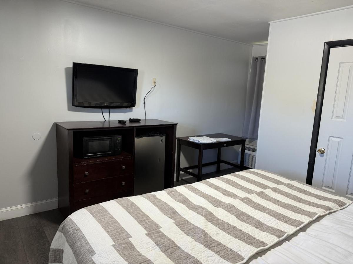 Budget Inn — photo 6
