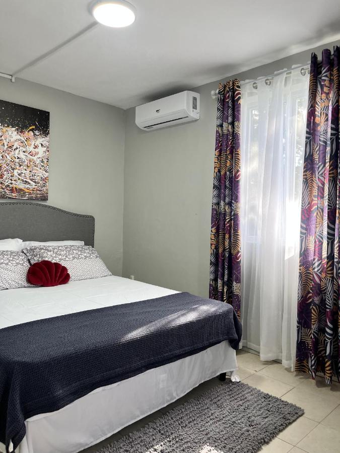 Norms Near US Embassy