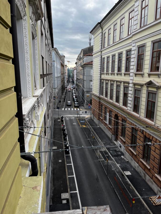 Emily in Trieste - 5