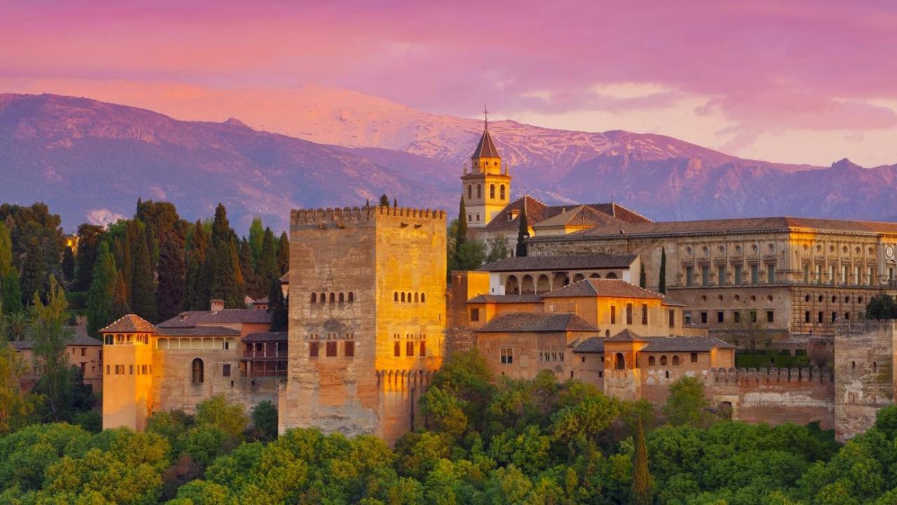 tuGuest Darro Apartment, Granada – Updated 2022 Prices