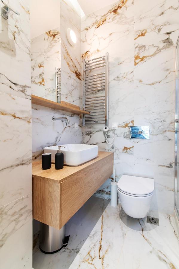 2BR Koukaki Suite Near Metro & Acropolis - 3