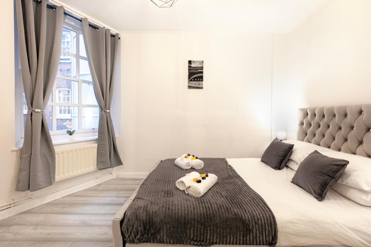 Beautiful One bedroom Flat in Scott Ellis Gardens - 2