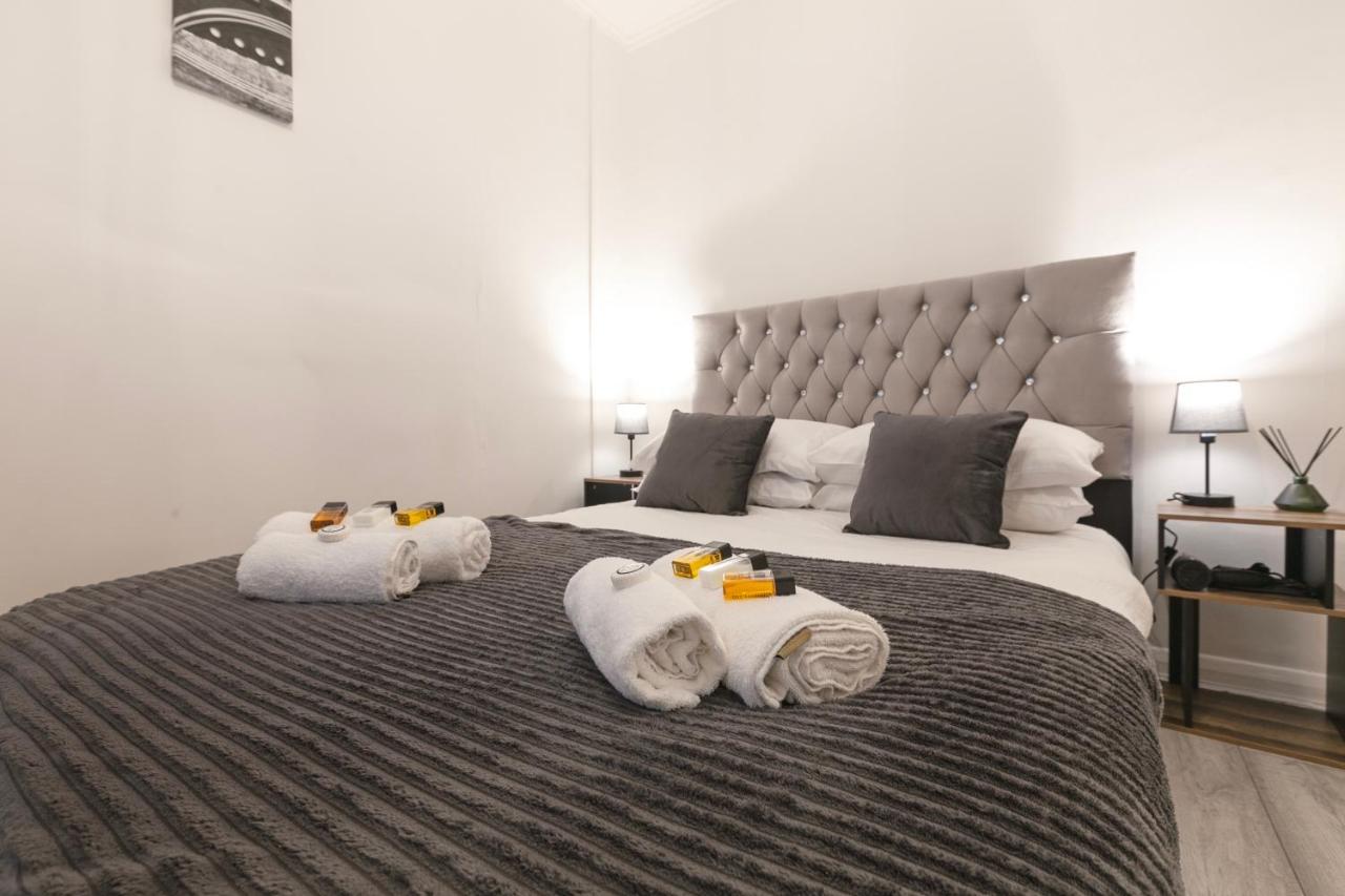 Beautiful One bedroom Flat in Scott Ellis Gardens - 4