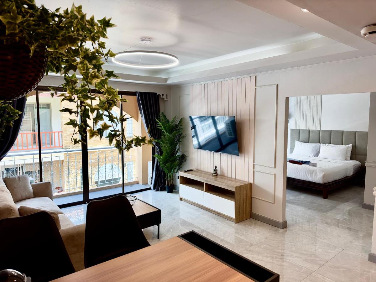 Grand Orlov Apart Hotel