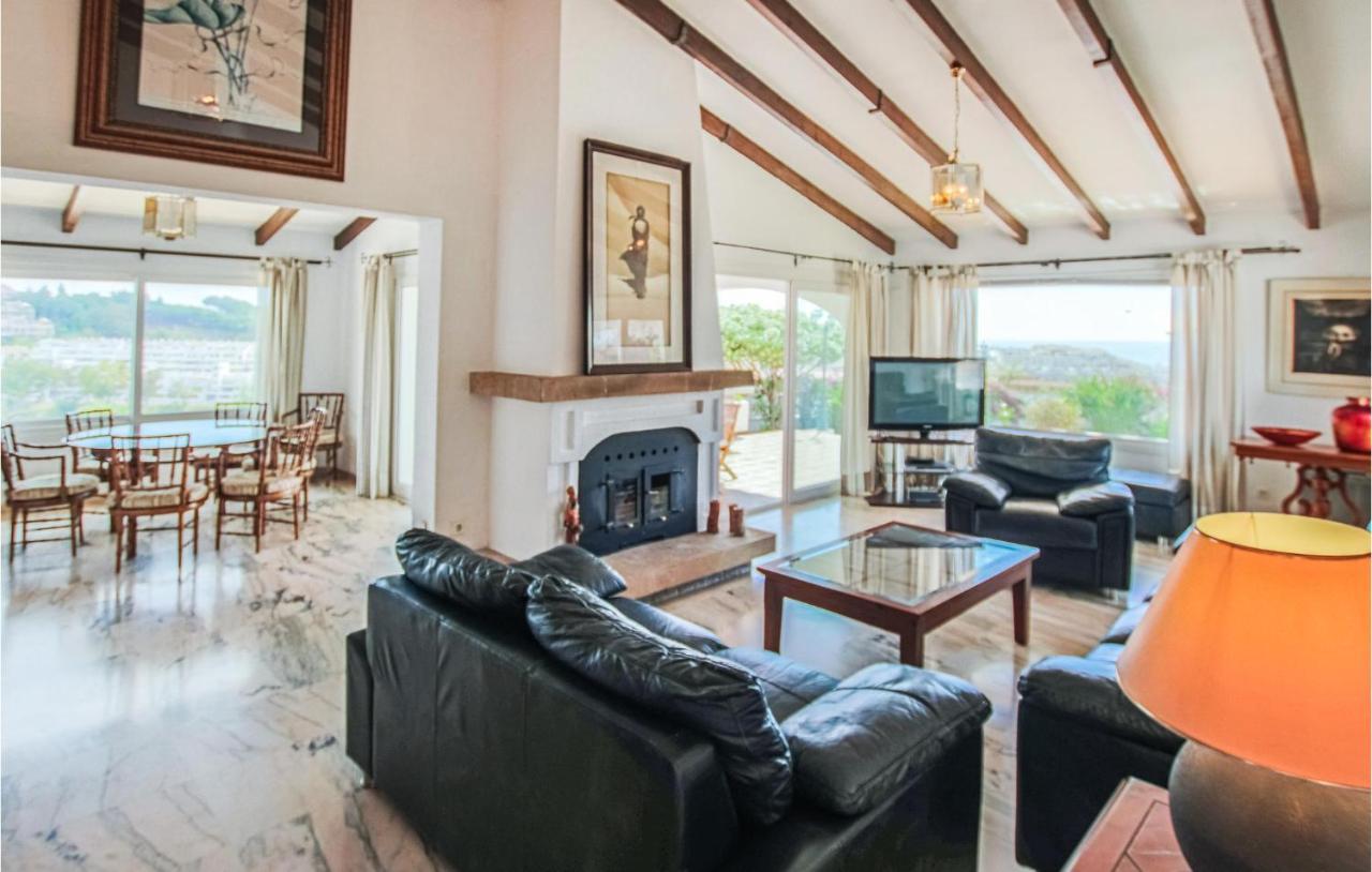 Gorgeous Home In Benalmadena With Wifi - 3