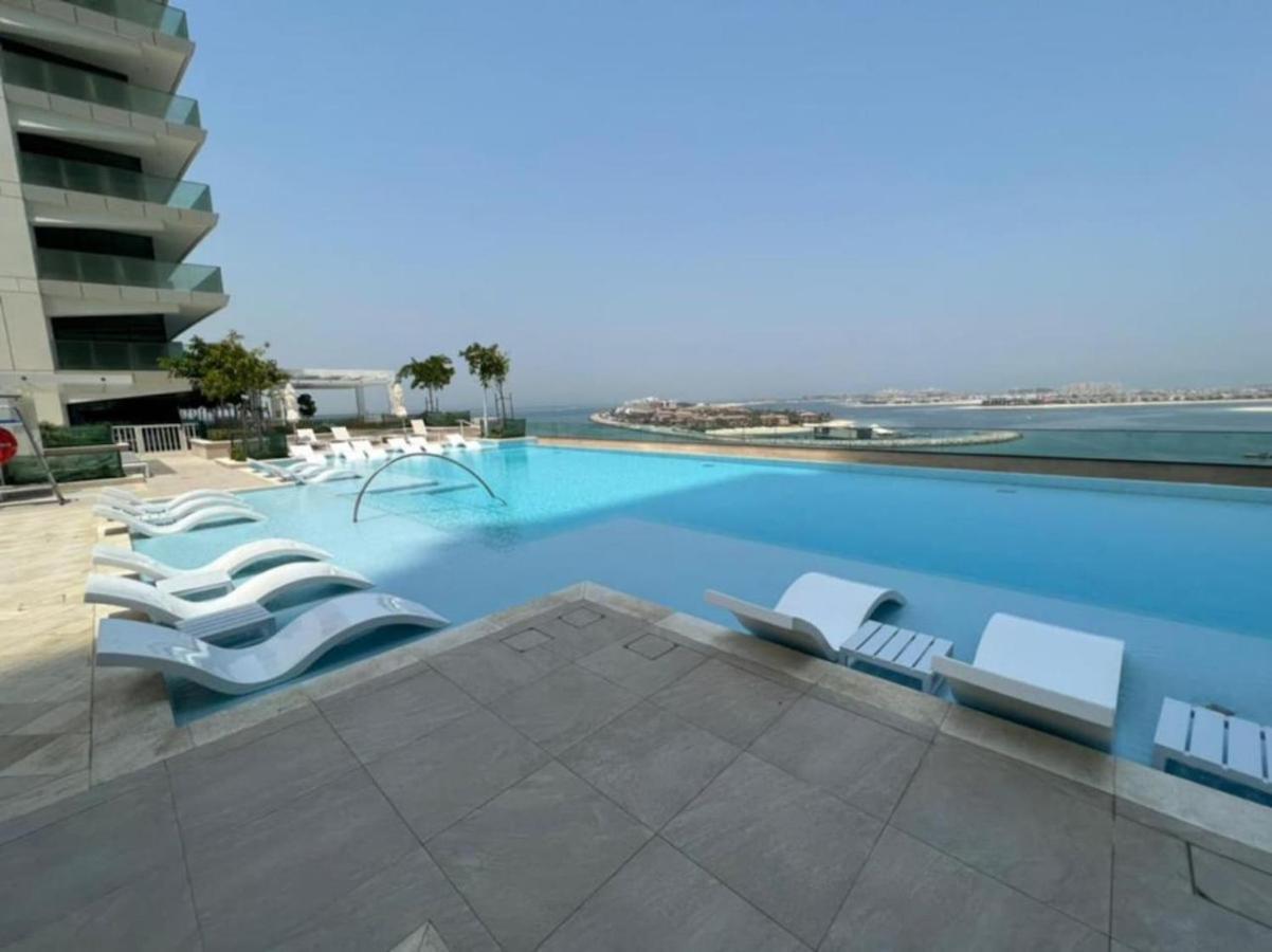 Vacationer Holiday Homes I Luxurious Two Bedroom with Sea View I Beach Vista - 4