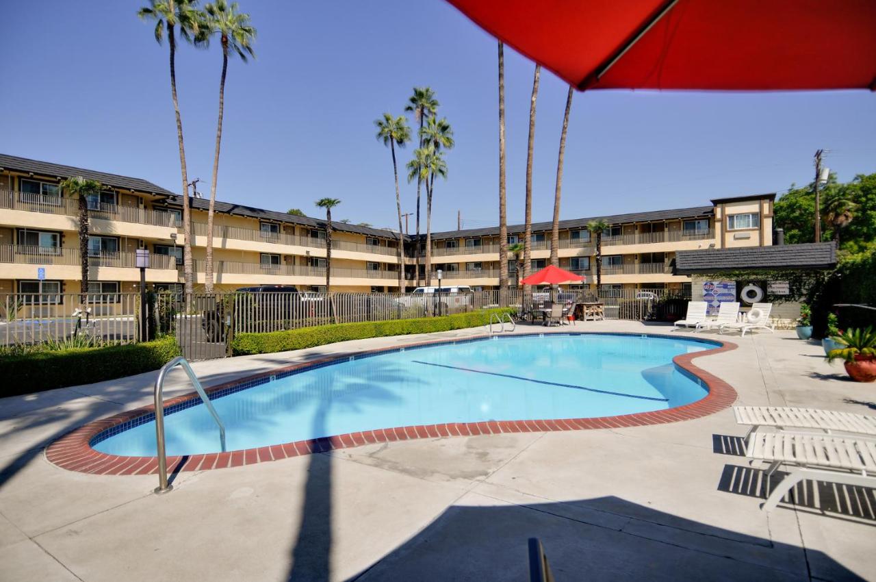 Vagabond Inn Whittier — photo 9