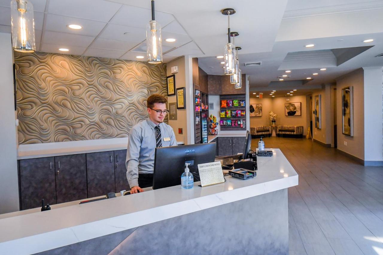 Euro-Suites Hotel — photo 7