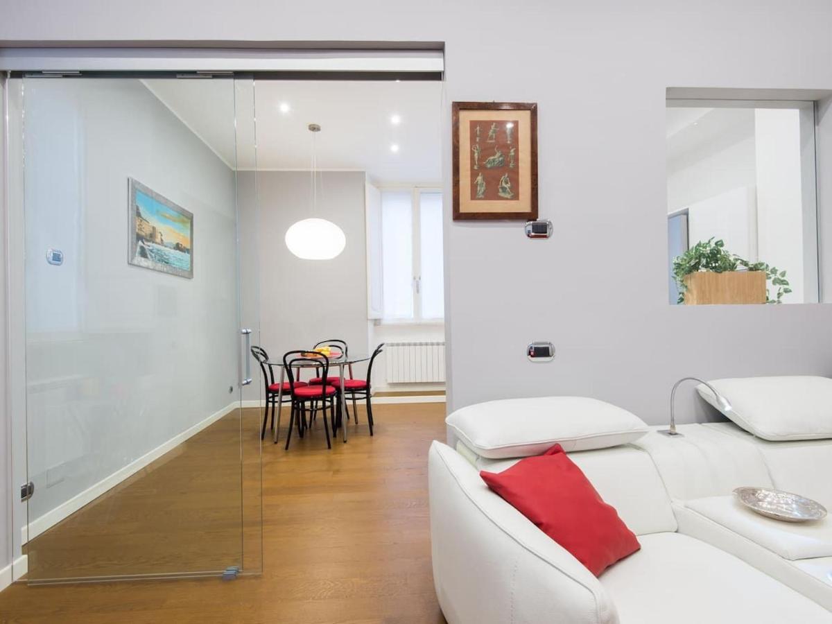 WHITE HOUSE in Rome - 2