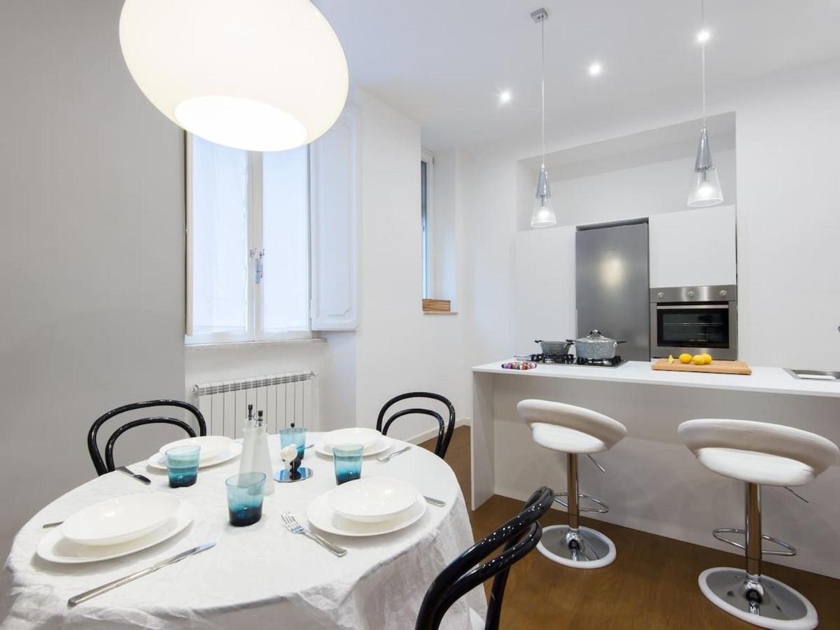 WHITE HOUSE in Rome - 4