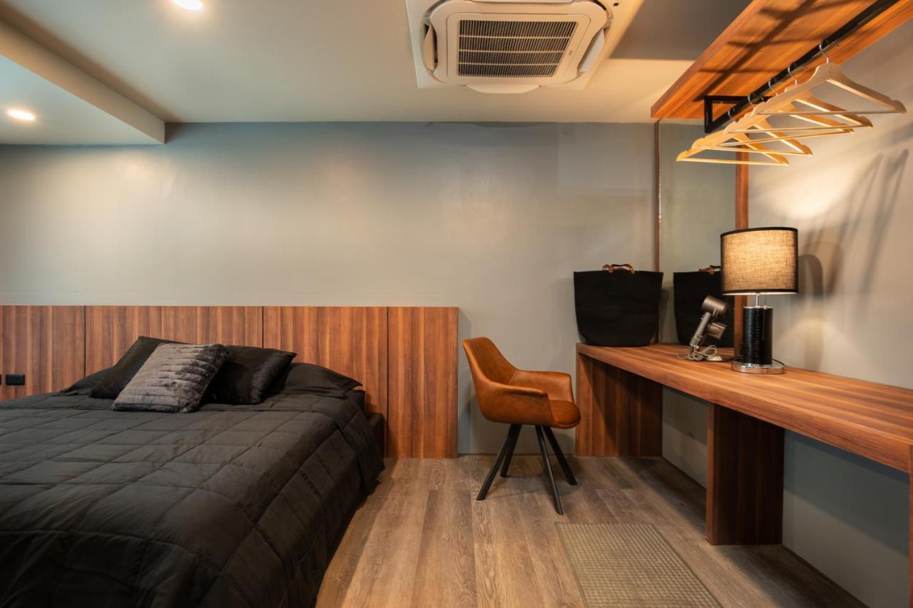 Three Double U - Kalim Sea View - 2