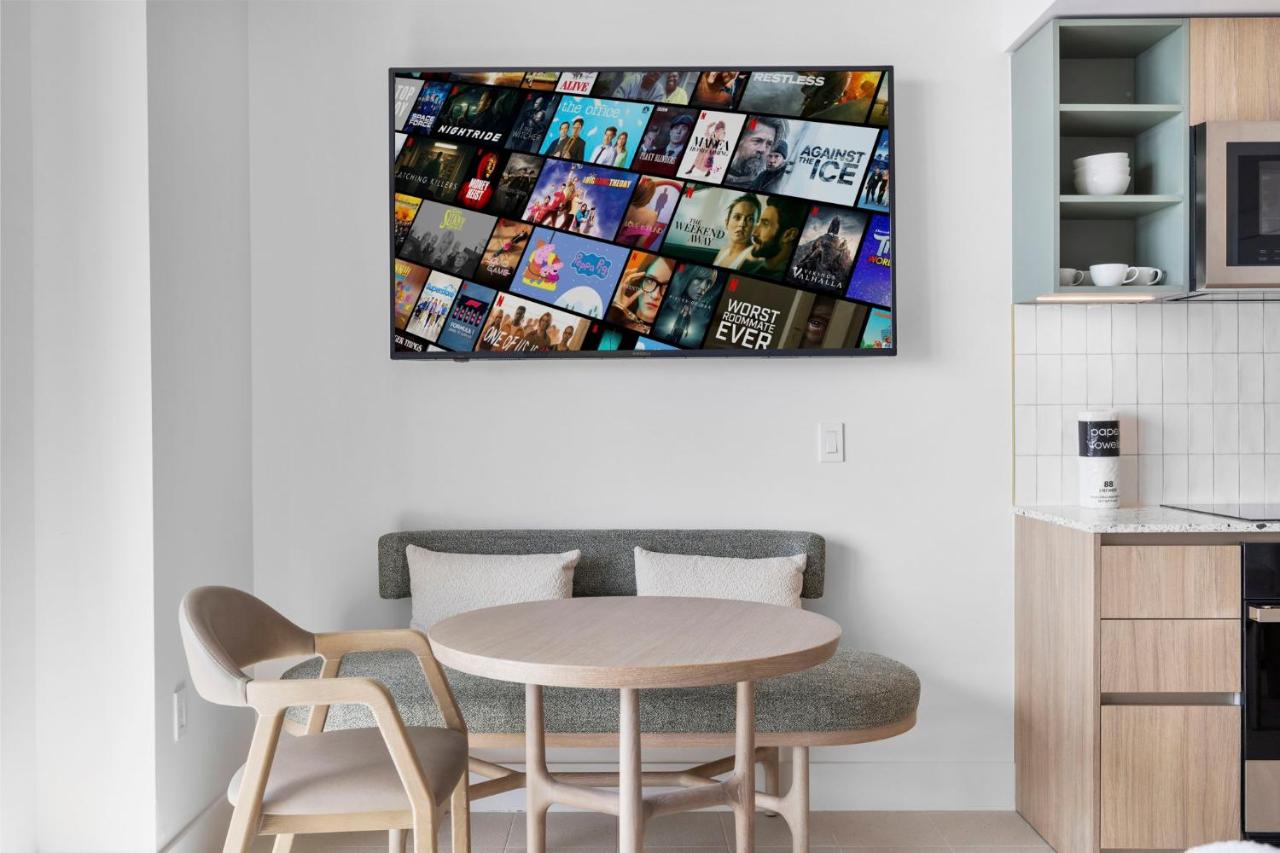 Luxury Studio on 47th! Floor in Downtown Miami - 4