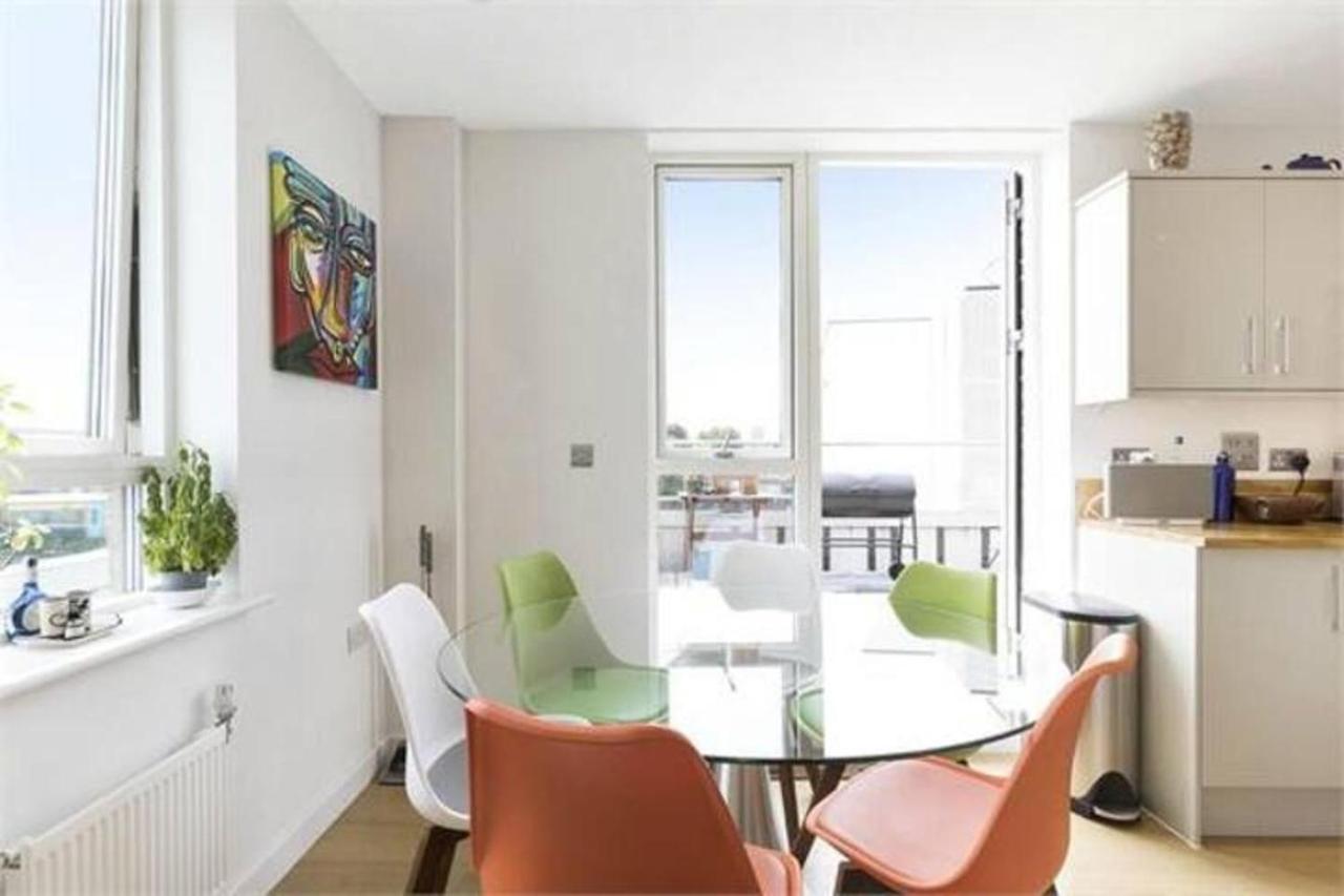 2-Bed Terrace Flat Close to Tower Bridge - 4