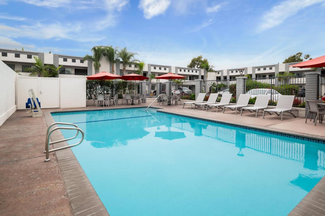 Solara Inn and Suites — photo 4