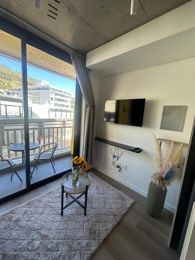 Modern Micro Apartment Sea-Point - 3