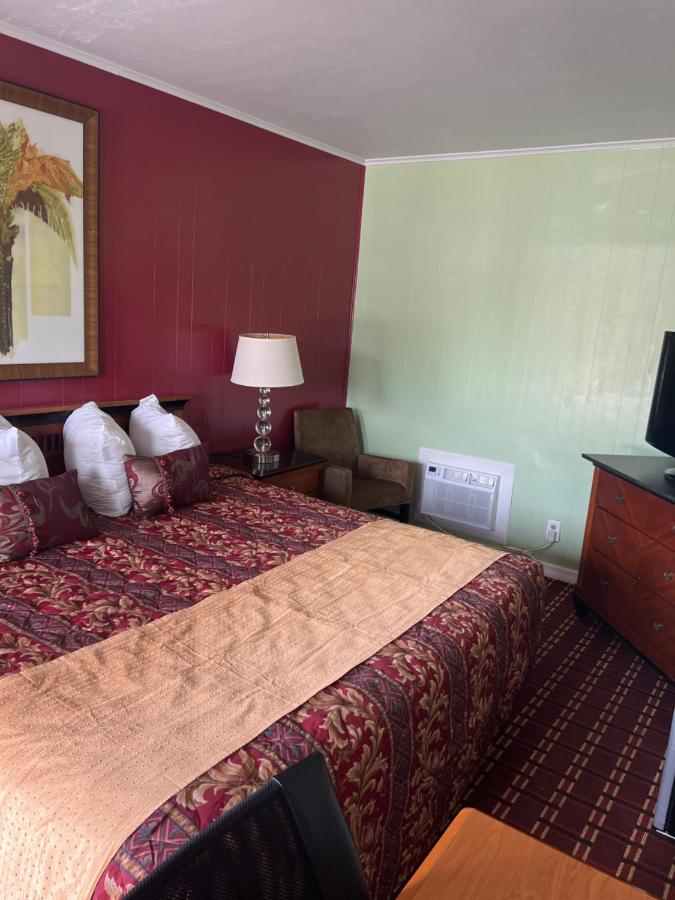 Vacation Inn Motel — photo 12