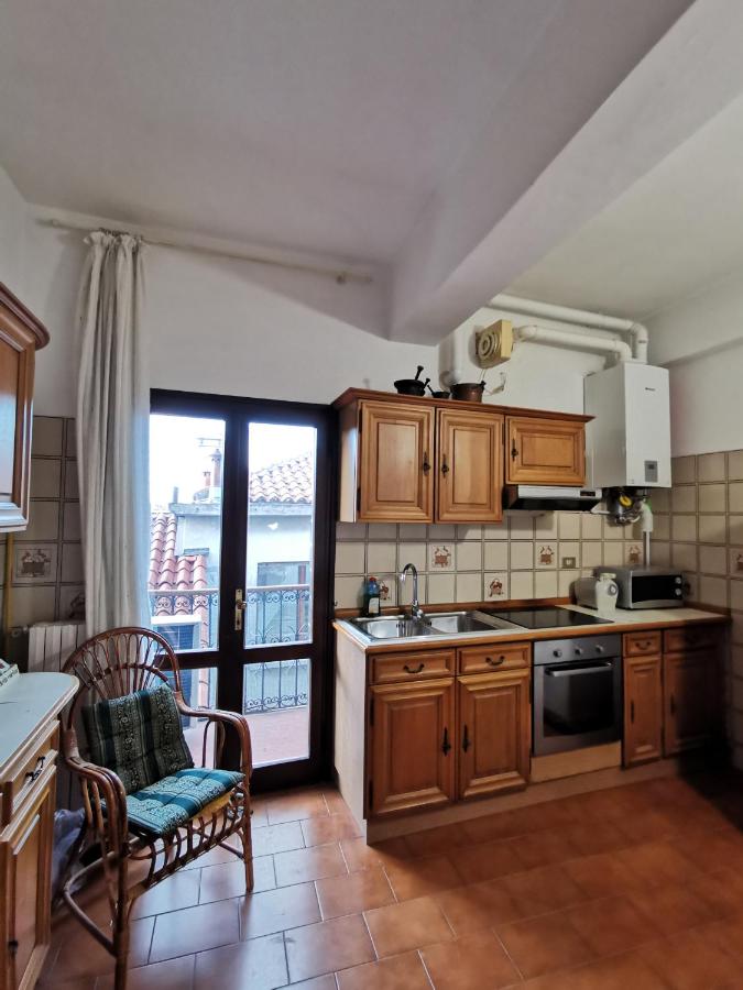 Large Three-bedroom Apartment with Canal View in Cannaregio - 2
